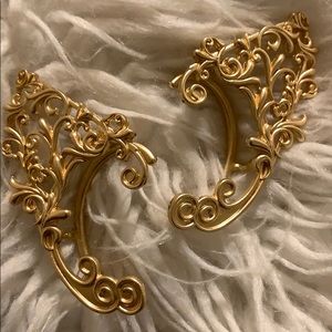 Gold cat ear pieces